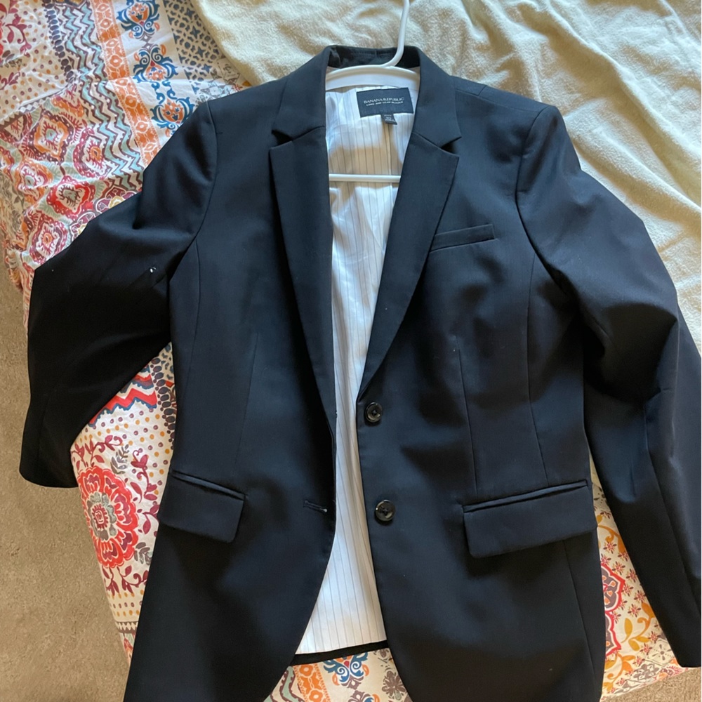 Banana republic size 10 long and lean blazer black worn once